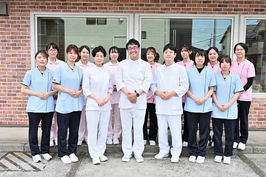 スタッフ集合写真